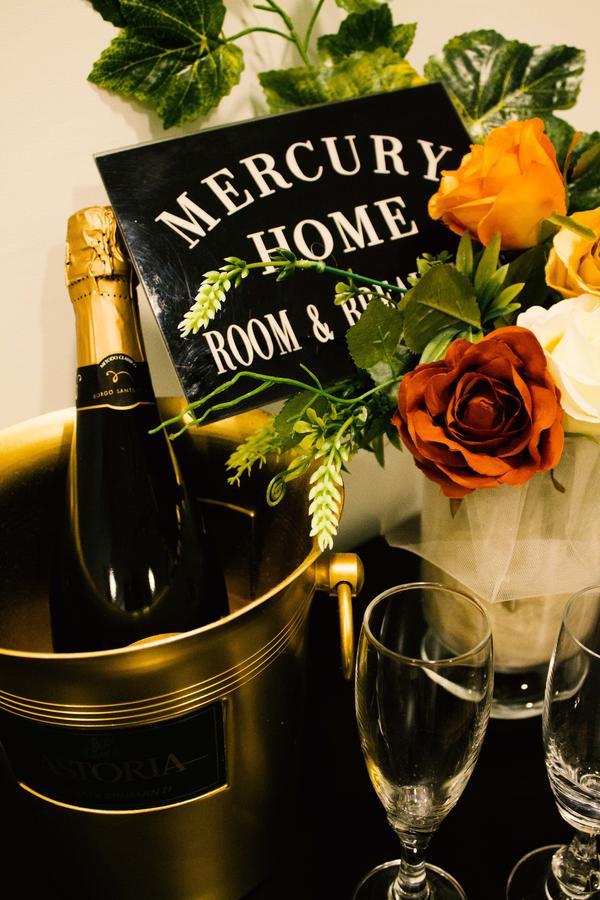Mercury Home Room&Breakfast เนเปิลส์ ภายนอก รูปภาพ
