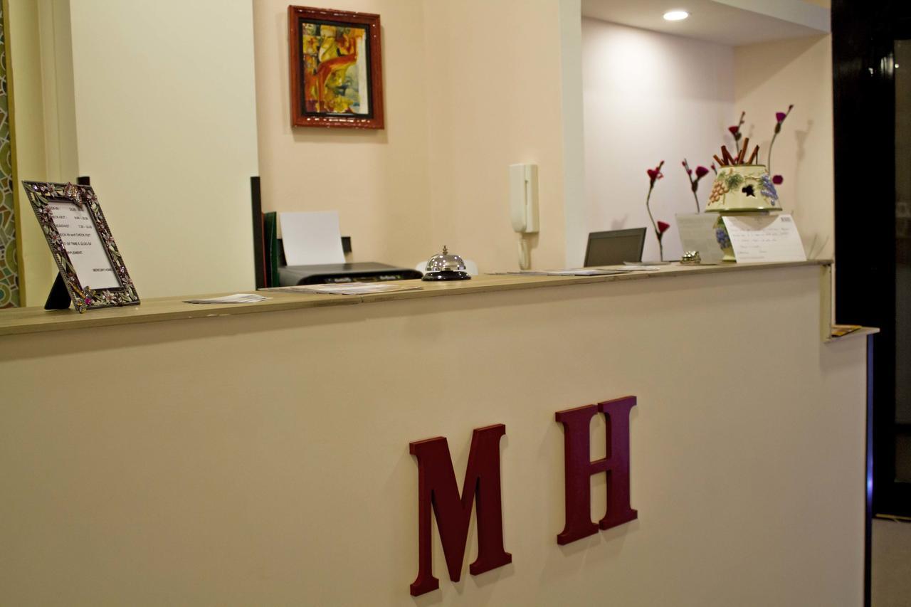 Mercury Home Room&Breakfast เนเปิลส์ ภายนอก รูปภาพ